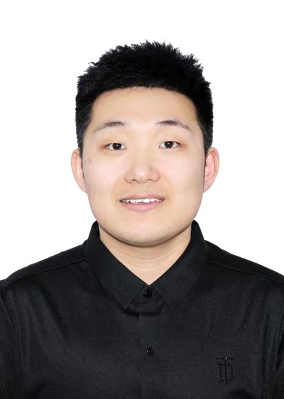 任杰，党员，助教，硕士，毕业于延边大学法律（法学）专业。2022年3月来校，承担“思想道德与法治”等课程的教学任务。获批国家实用新型专利1项，参与省级课题项目2项，获评2023年长春市学校共青团“优秀团建指导员”，2023年长春市大中专学生“三下乡”社会实践活动“优秀指导教师”；指导学生获得第十八届“挑战杯”吉林省大学生课外学术科技作品竞赛“红色专项”三等奖，2024年吉林省“挑战杯”大学生创业计划竞赛社会调研专项赛铜奖，第七届吉林省大学生网络文化节二等奖，2023年大学生马克思主义自学组织联盟社会实践活动吉林省优秀团队，2024年“乡村振兴，笃行计划”国家级示范重点团队，2024年“跟着总书记脚步看吉林”专项实践活动吉林省重点团队。